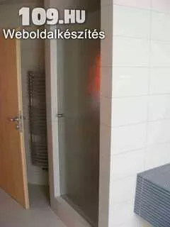 Zuhany ajtó nyíló